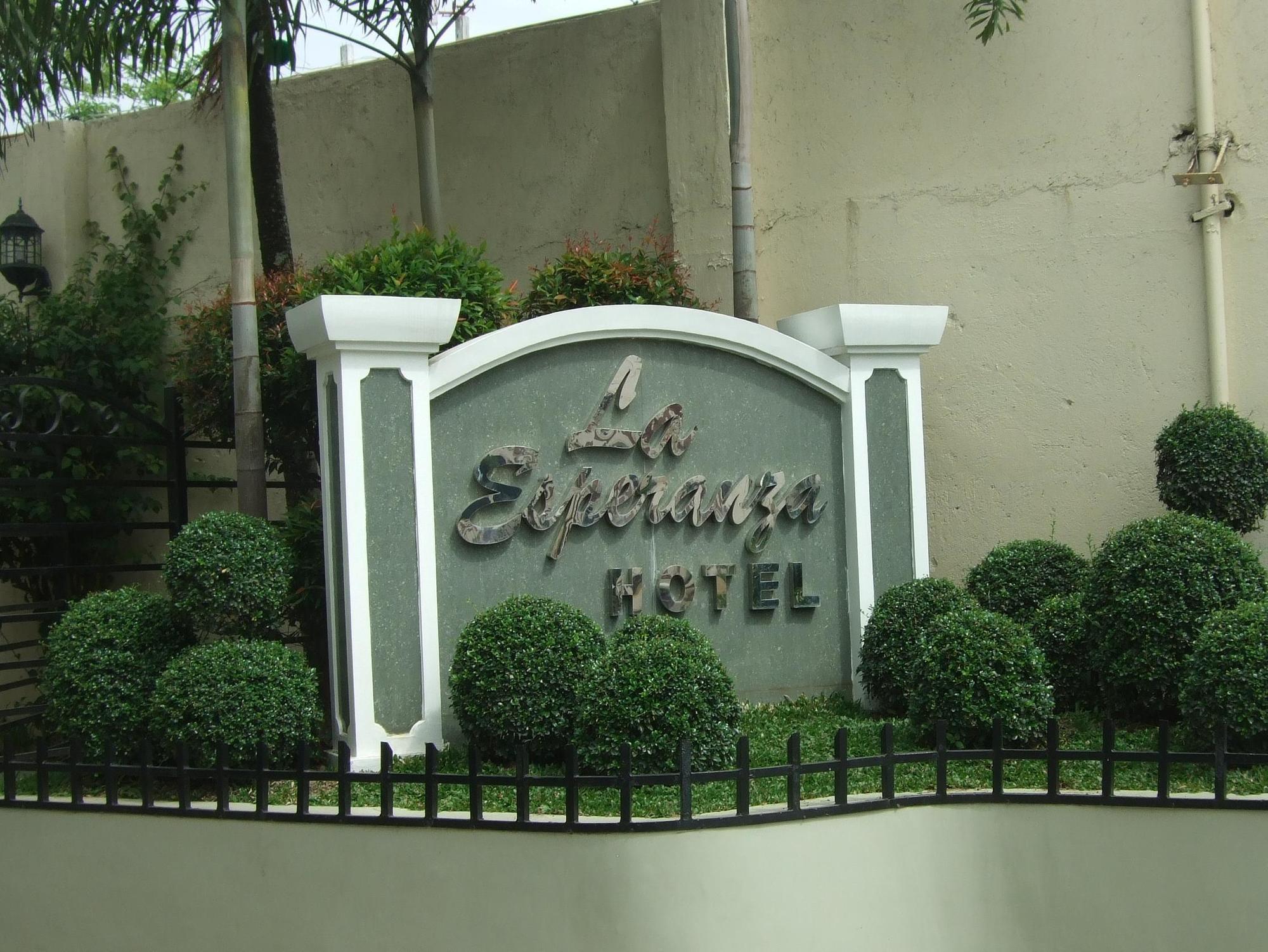 La Esperanza Hotel Калибо Екстериор снимка