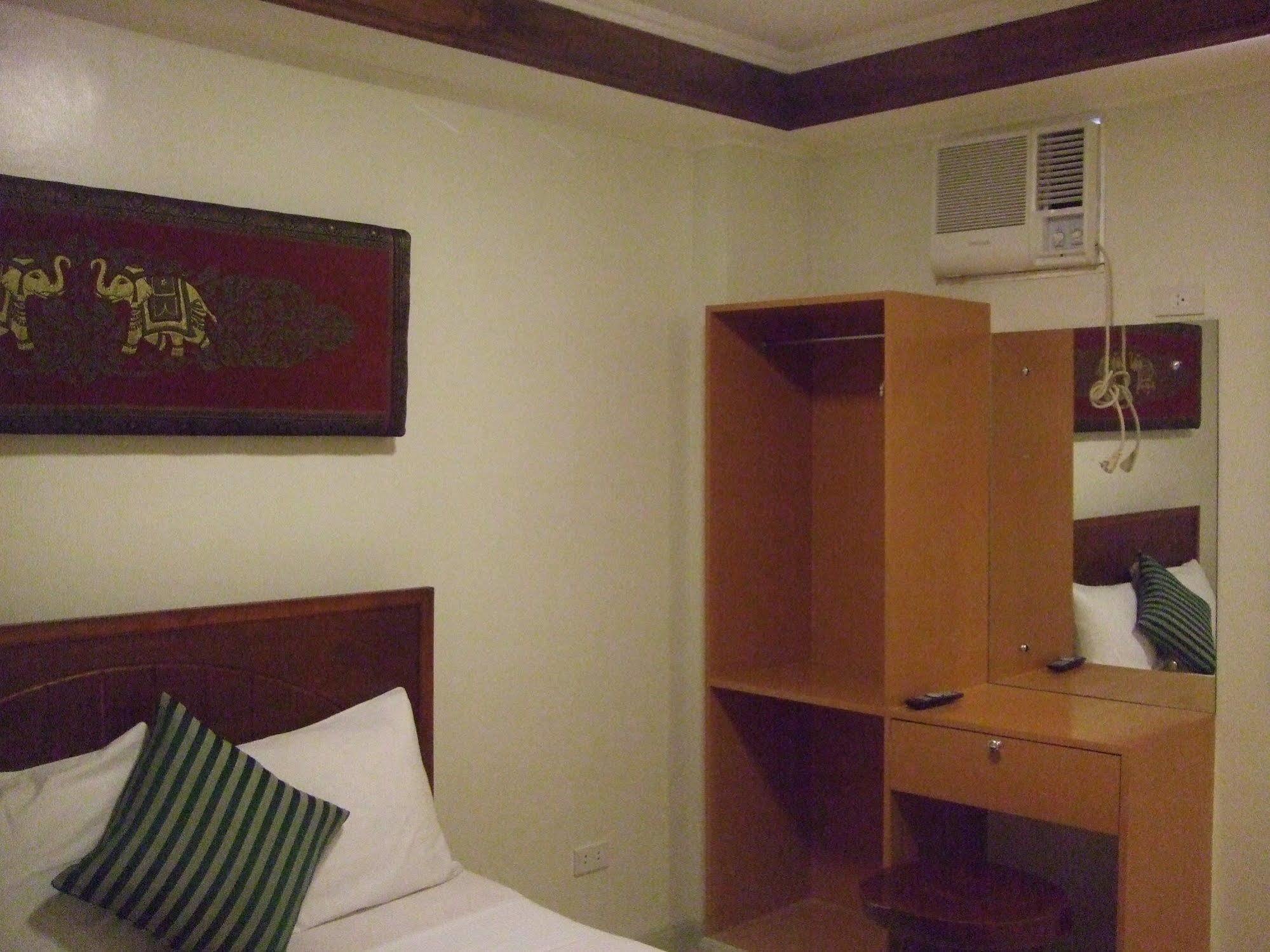 La Esperanza Hotel Калибо Екстериор снимка